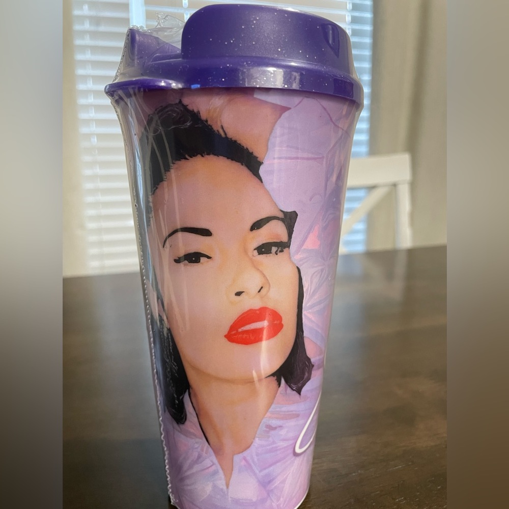 Selena tumbler